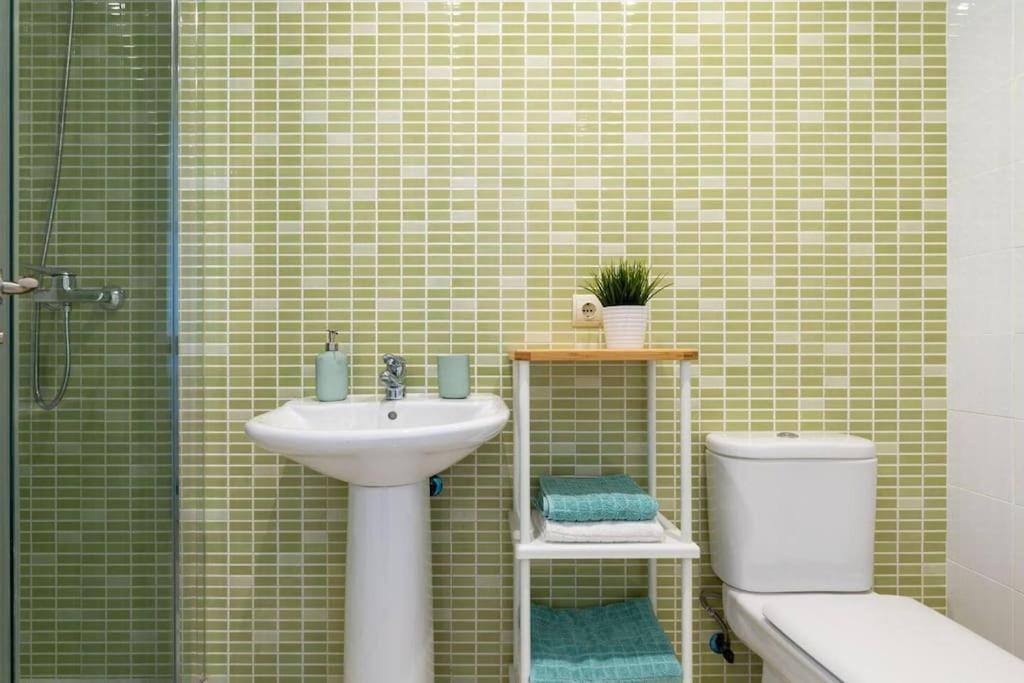 Apartamento Calma Beach Home Torremolinos Extérieur photo